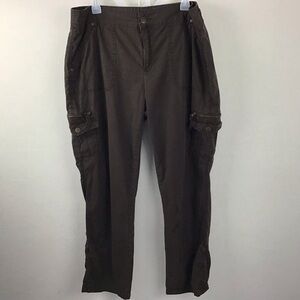 ROZ & ALI lightweight hiking/trail pants. Size 16.